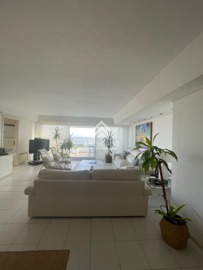 Apartamento ID.2364 - Venta apartamento 3 dormitorios Roosevelt 