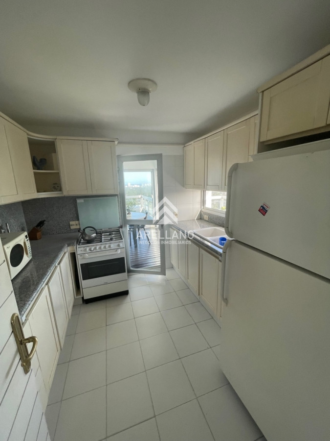 Apartamento ID.2364 - Venta apartamento 3 dormitorios Roosevelt 