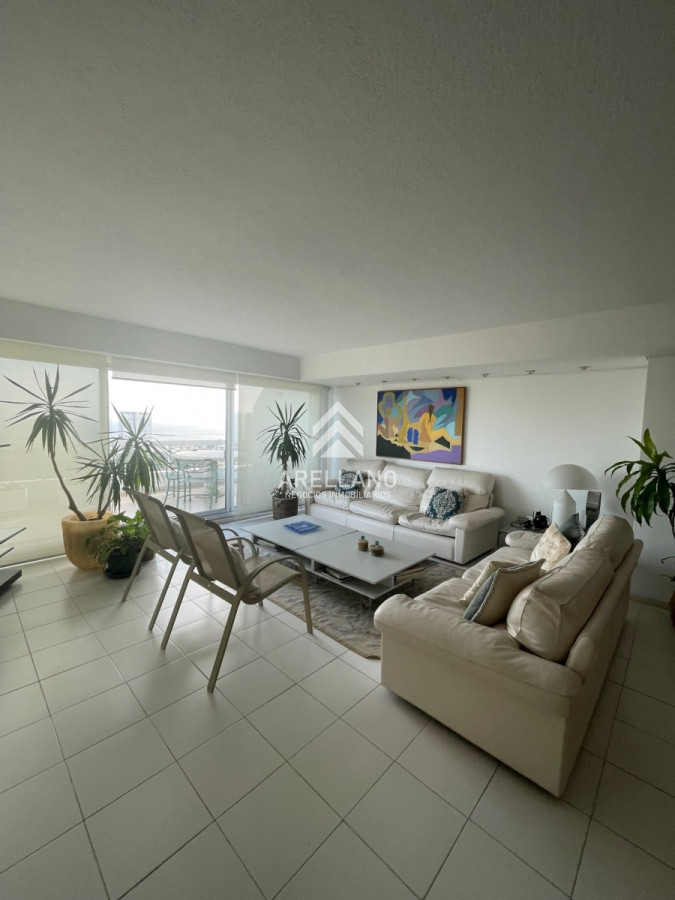 Apartamento ID.2364 - Venta apartamento 3 dormitorios Roosevelt 