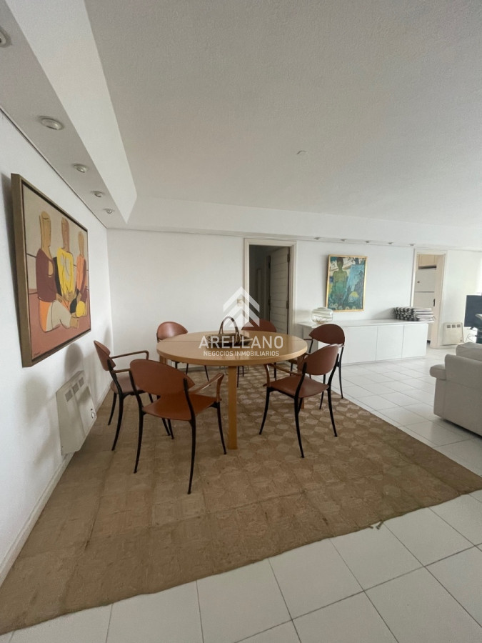 Apartamento ID.2364 - Venta apartamento 3 dormitorios Roosevelt 