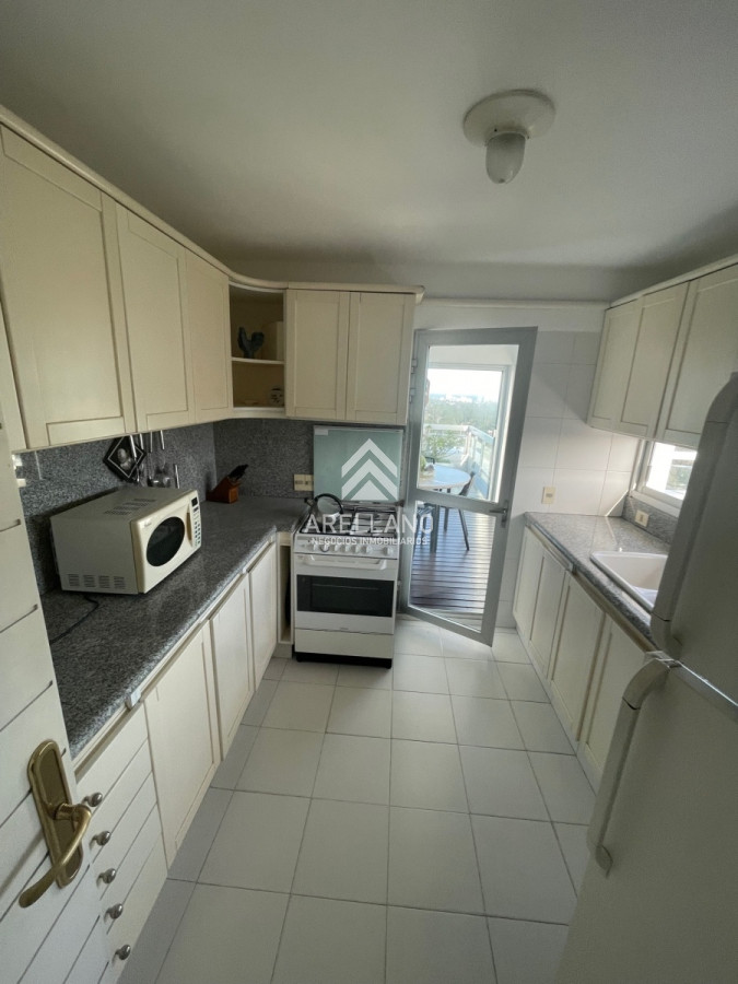 Apartamento ID.2364 - Venta apartamento 3 dormitorios Roosevelt 