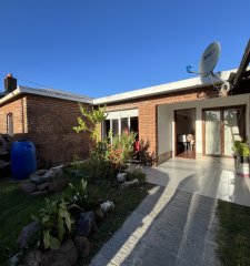 Venta - dos casas en una