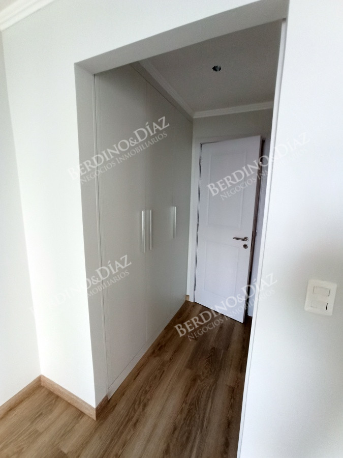 Apartamento ID.2739 - Venta Apartamento de 2  dormitorios 