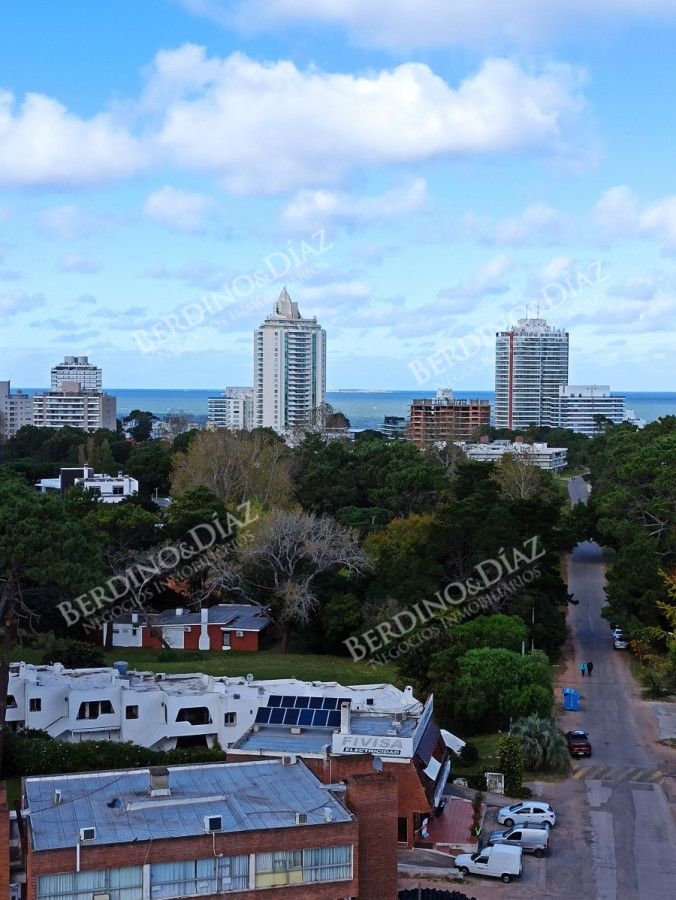 Apartamento ID.2739 - Venta Apartamento de 2  dormitorios 