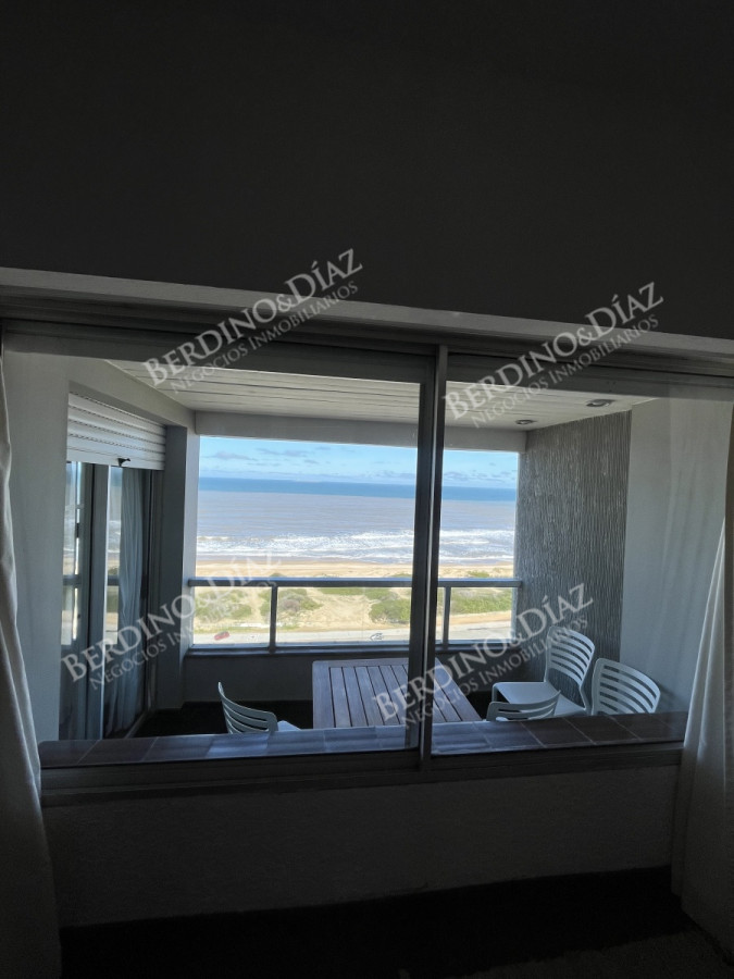 Apartamento ID.2737 - Venta de un dormitorio frente al mar - Playa Brava