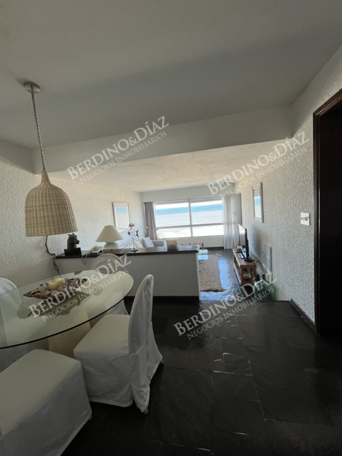 Apartamento ID.2737 - Venta de un dormitorio frente al mar - Playa Brava