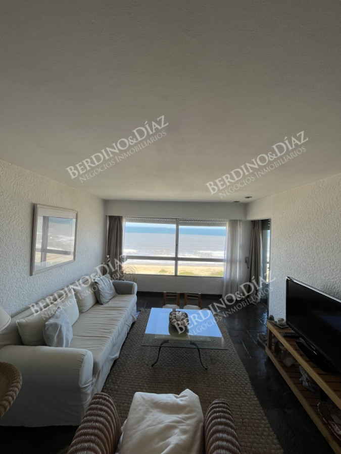 Apartamento ID.2737 - Venta de un dormitorio frente al mar - Playa Brava