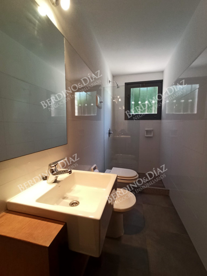 Casa ID.2734 - Venta chalet Golf. 4 Dormitorios,  piscina.