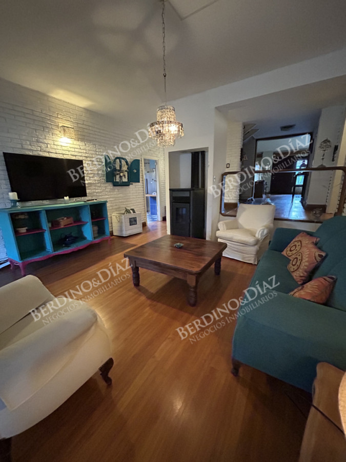 Casa ID.2735 - Venta en Mansa de 4 dormitorios en Playa Mansa