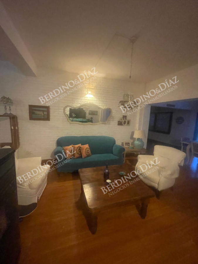 Casa ID.2735 - Venta en Mansa de 4 dormitorios en Playa Mansa