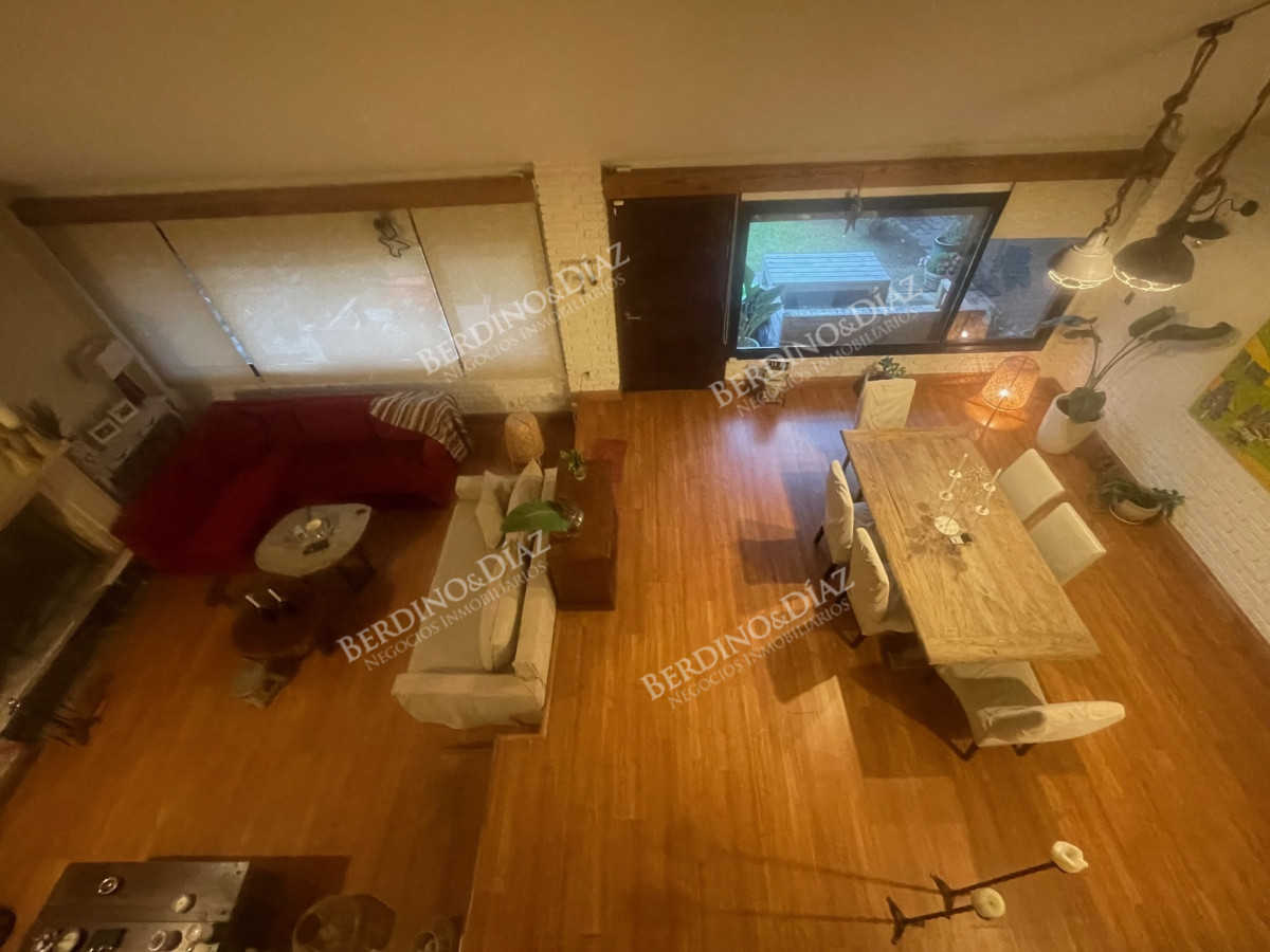 Casa ID.2735 - Venta en Mansa de 4 dormitorios en Playa Mansa
