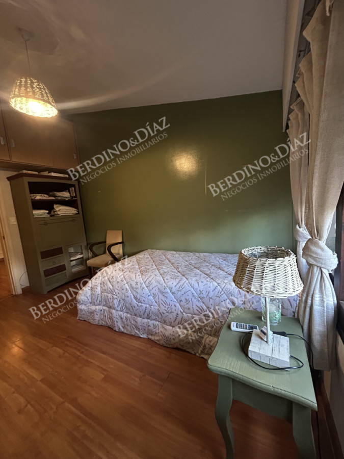 Casa ID.2735 - Venta en Mansa de 4 dormitorios en Playa Mansa