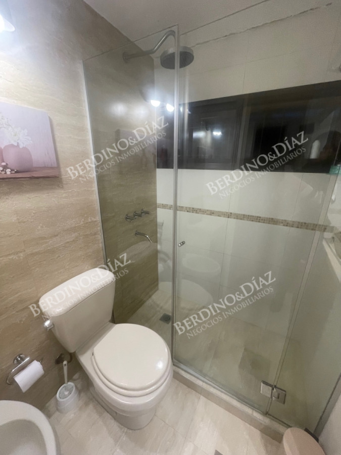 Casa ID.2735 - Venta en Mansa de 4 dormitorios en Playa Mansa