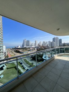 Apartamento de 1 dormitorio con excelente vista - Amplia Financiación 