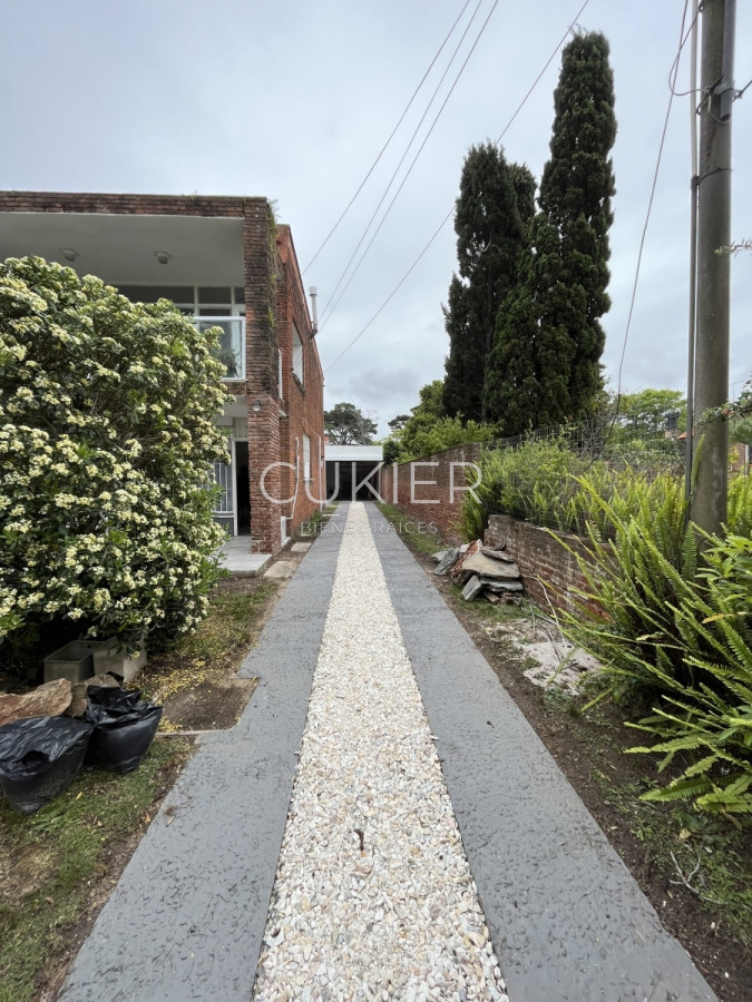 Casa ID.3591 - Casa en mansa Alquiler Anual