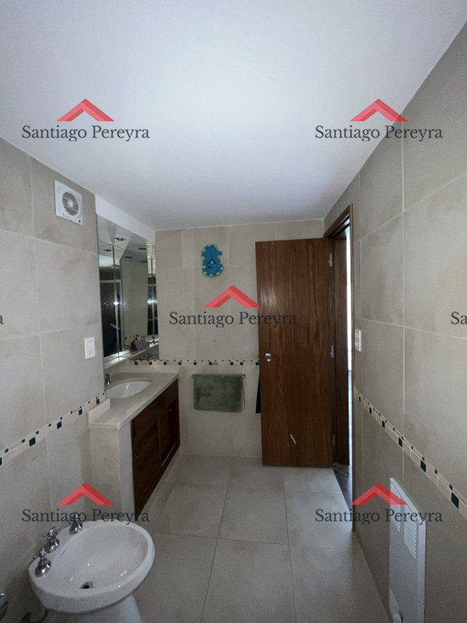 Apartamento ID.14562 - 4 Dormitorios frente al mar