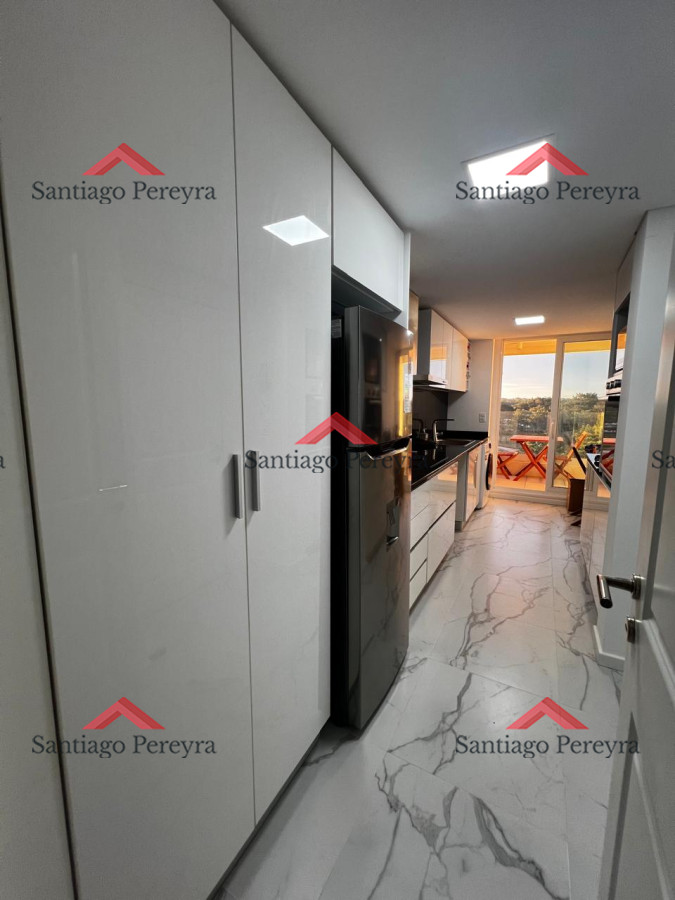 Apartamento ID.14695 - Alquiler con hermosa vista - 2 dormitorios