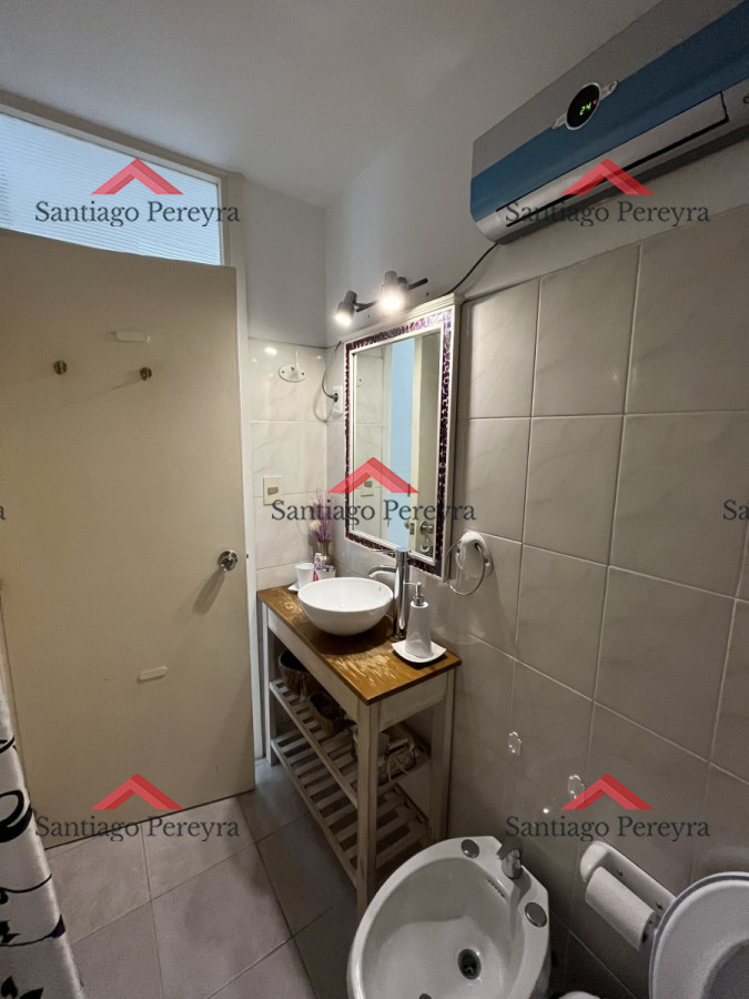 Apartamento ID.6801 - A pasos del Puerto y a metros de la plaza Artigas