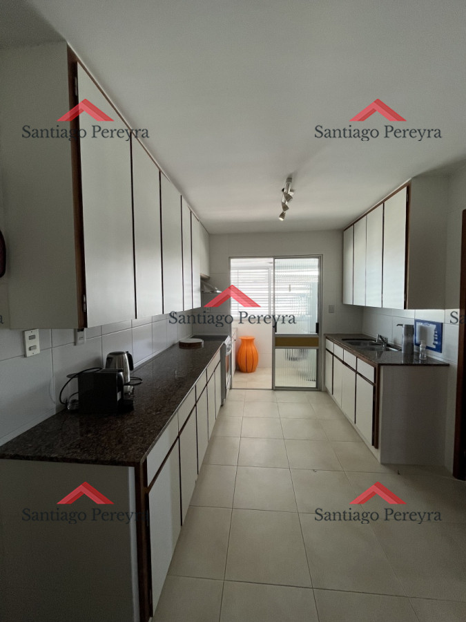 Apartamento ID.14562 - 4 Dormitorios frente al mar