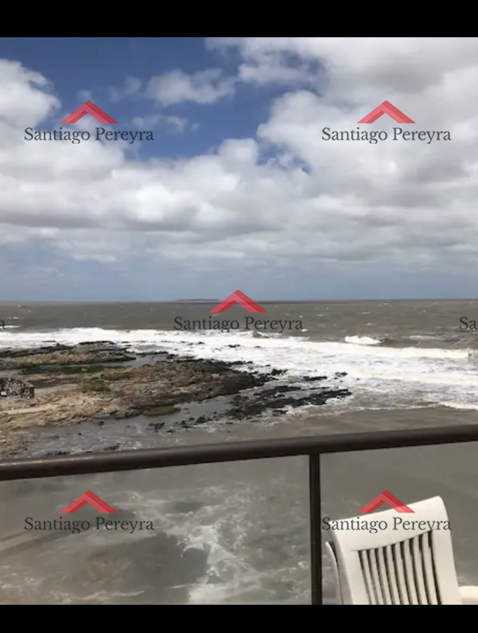 Apartamento ID.8133 - frente al mar tres dormitorios