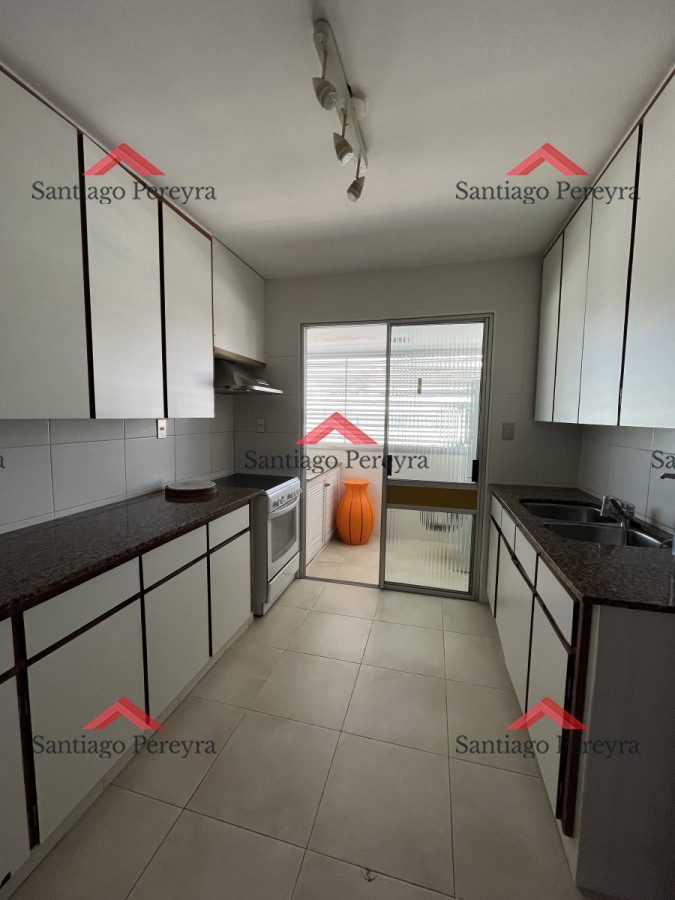 Apartamento ID.14562 - 4 Dormitorios frente al mar