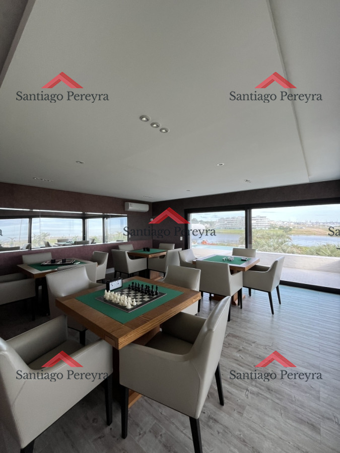 Apartamento ID.14695 - Alquiler con hermosa vista - 2 dormitorios