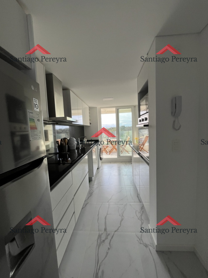 Apartamento ID.14695 - Alquiler con hermosa vista - 2 dormitorios