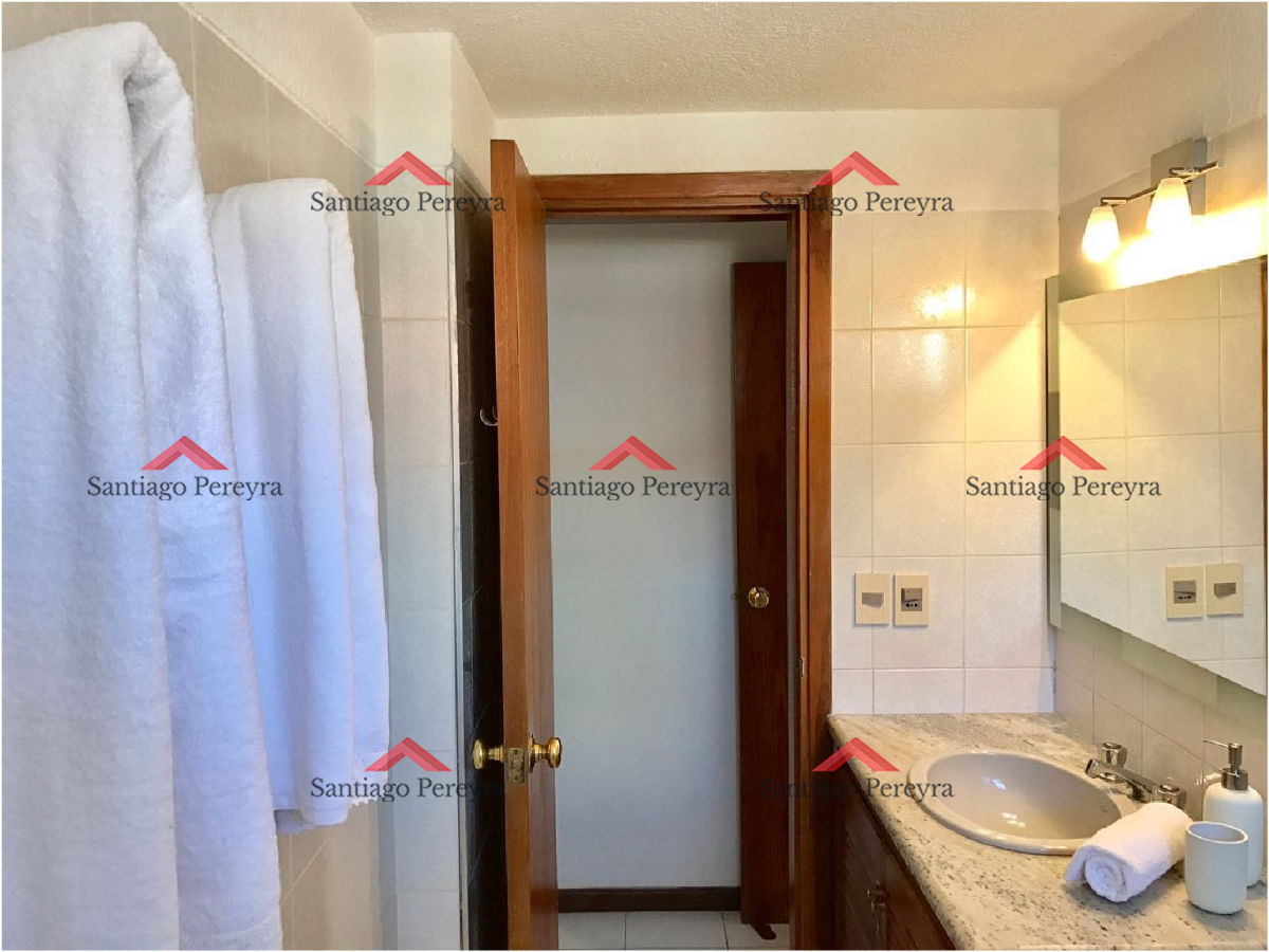 Apartamento ID.7344 - Sobre Playa Brava