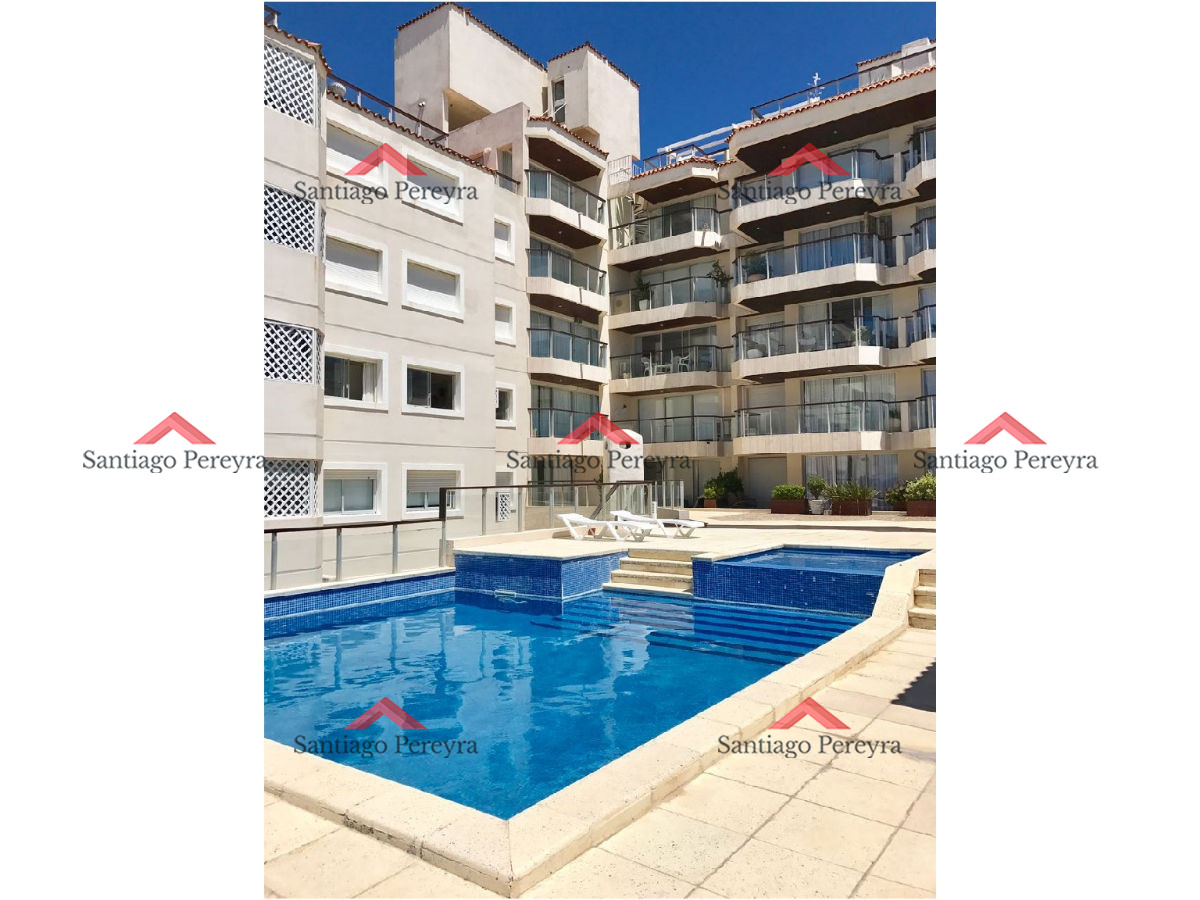 Apartamento ID.7344 - Sobre Playa Brava