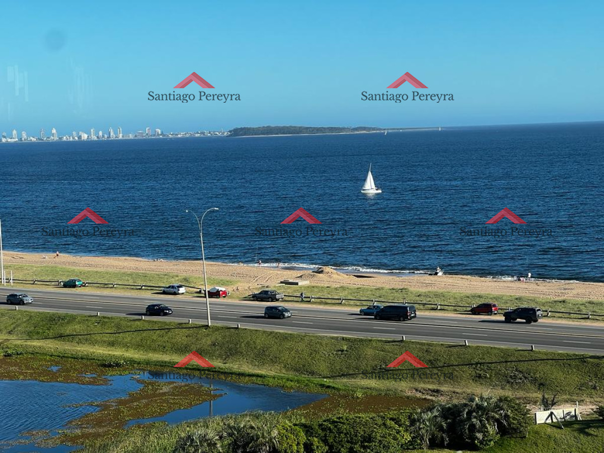 Apartamento ID.14695 - Alquiler con hermosa vista - 2 dormitorios