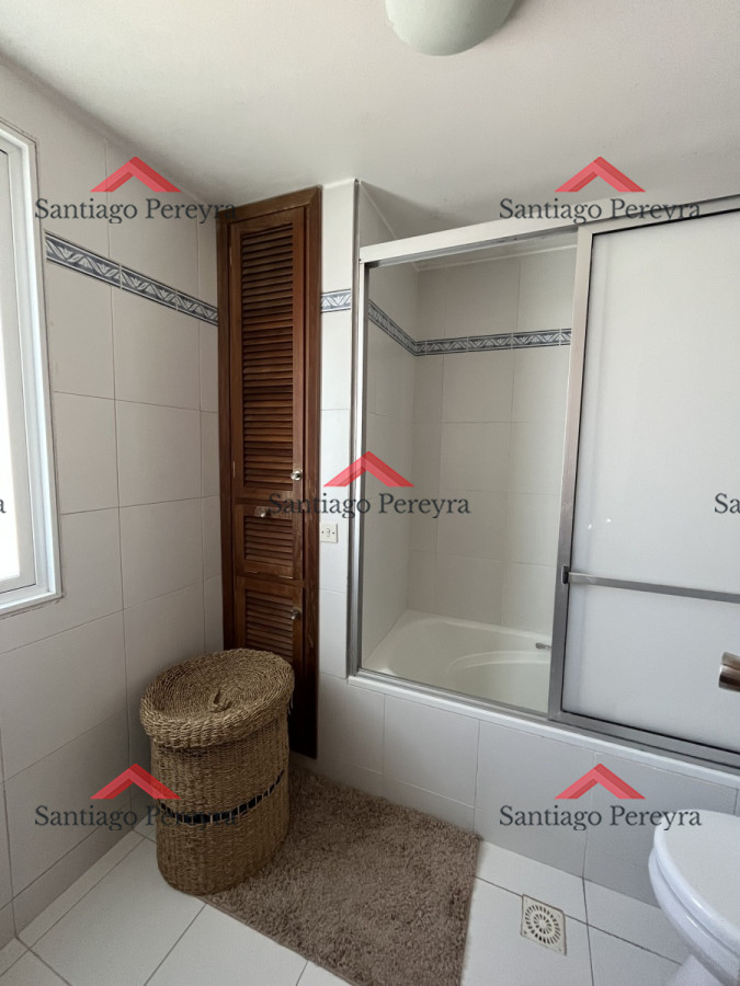 Apartamento ID.14562 - 4 Dormitorios frente al mar