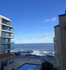 Sobre Playa Brava