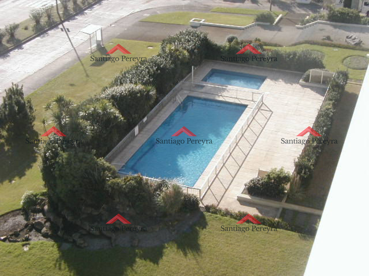 Apartamento ID.15008 - Venta 3 dormtorios más servicios - Frente al mar