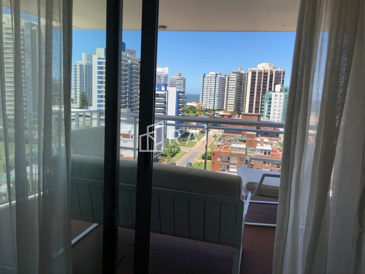 Apartamento ID.9536 - Pda 2 Playa Brava - 2 dormitorios en suite, amplio