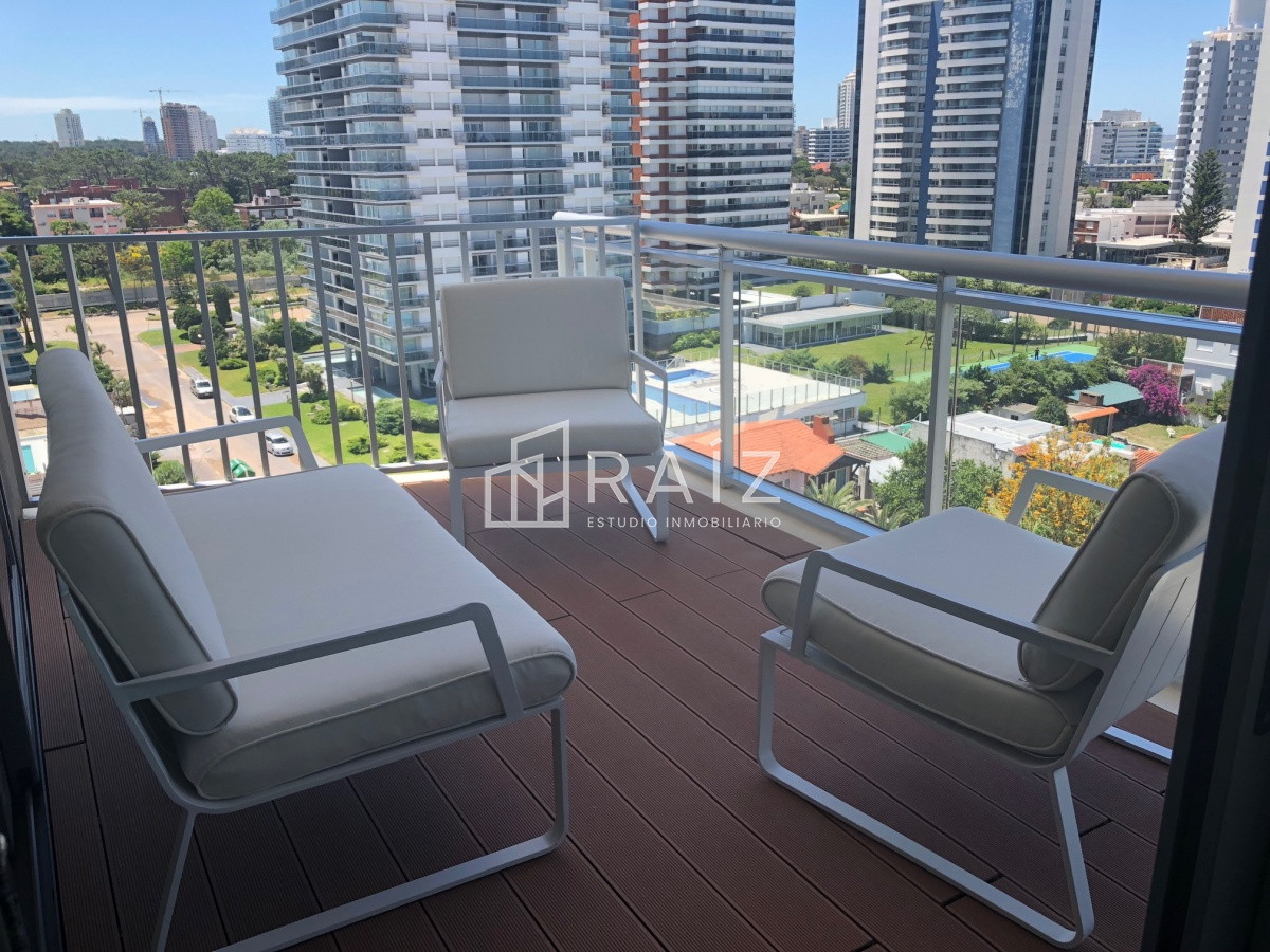 Apartamento ID.9536 - Pda 2 Playa Brava - 2 dormitorios en suite, amplio