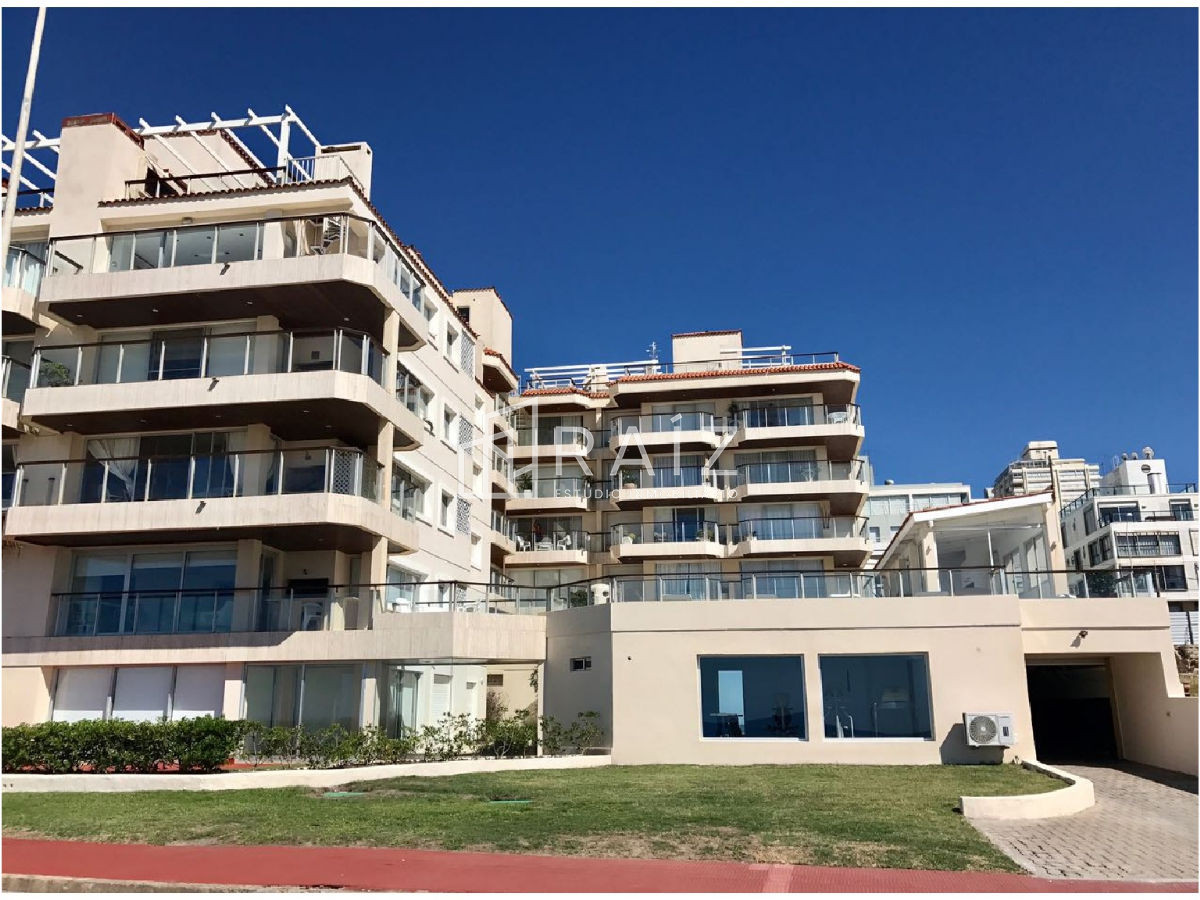 Apartamento ID.9533 - Peninsula Venta dos dormitorios