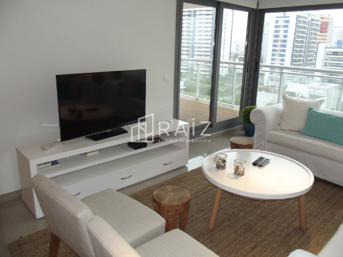 Apartamento ID.9536 - Pda 2 Playa Brava - 2 dormitorios en suite, amplio