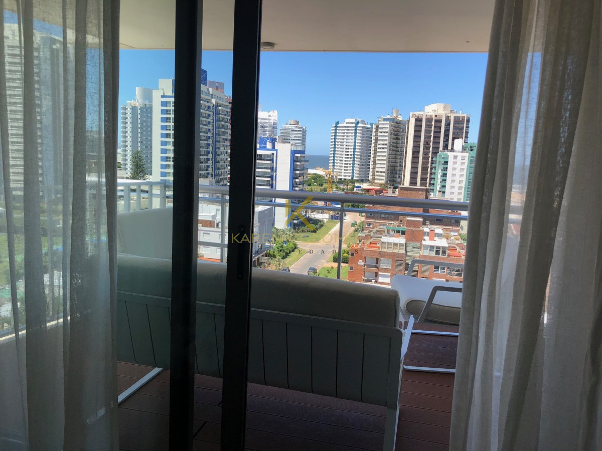 Apartamento ID.21094817 - Pda 2 Playa Brava - 2 dormitorios en suite, amplio
