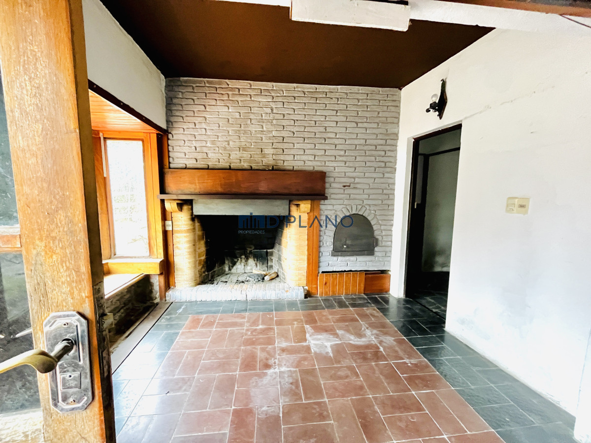 Casa ID.162 - VENTA DE CASA CON DOS DEPARTAMENTOS