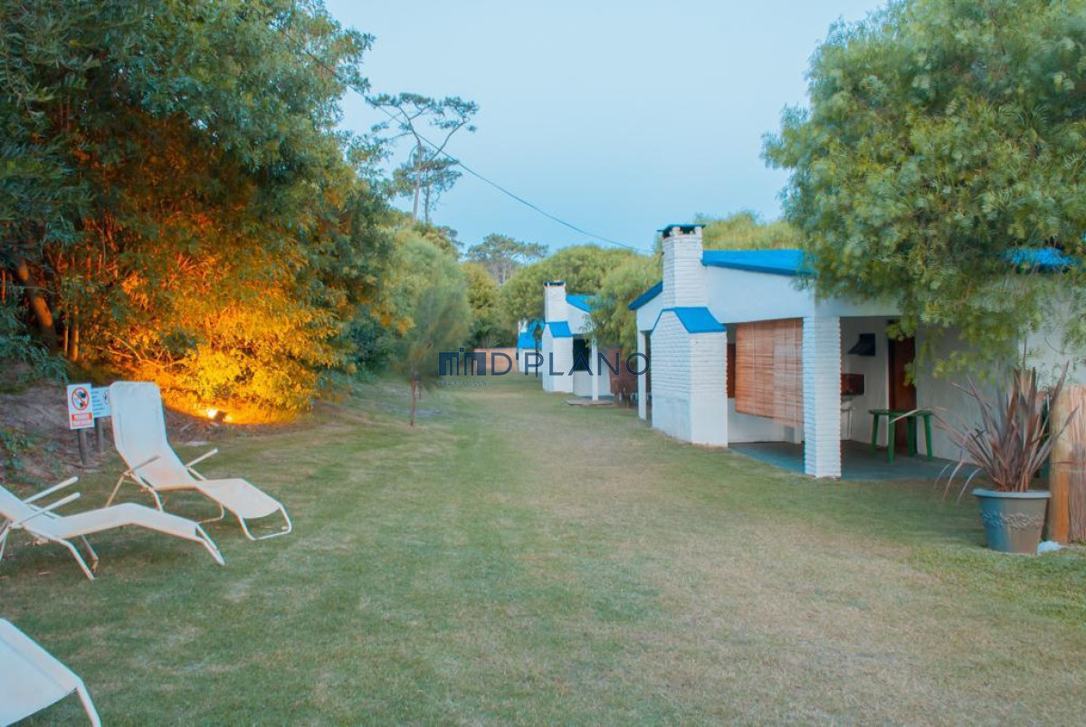 Casa ID.160 - VENTA COMPLEJO DE 7 BUNGALOWS BELLO HORIZONTE A PASOS DEL MAR