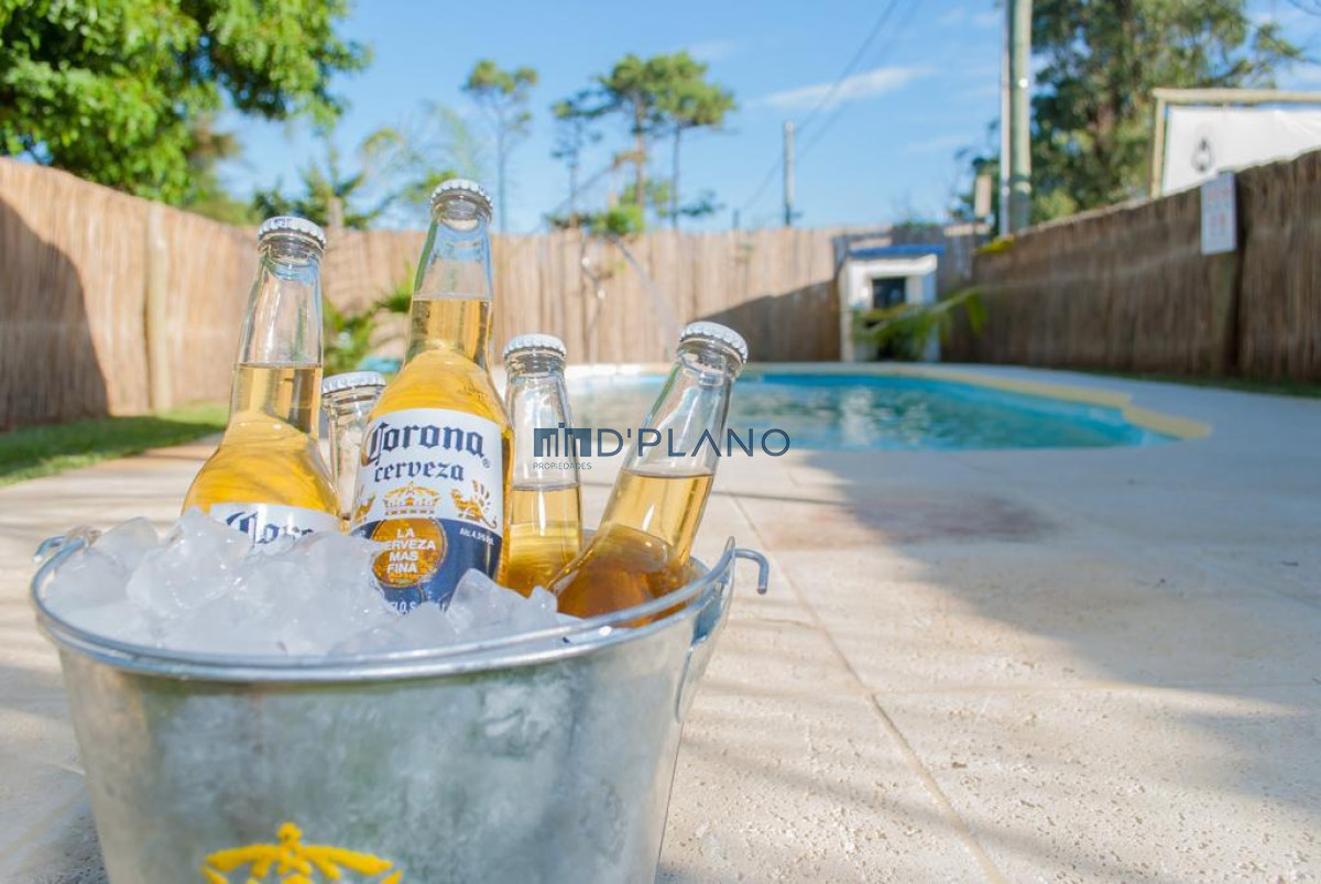 Casa ID.160 - VENTA COMPLEJO DE 7 BUNGALOWS BELLO HORIZONTE A PASOS DEL MAR