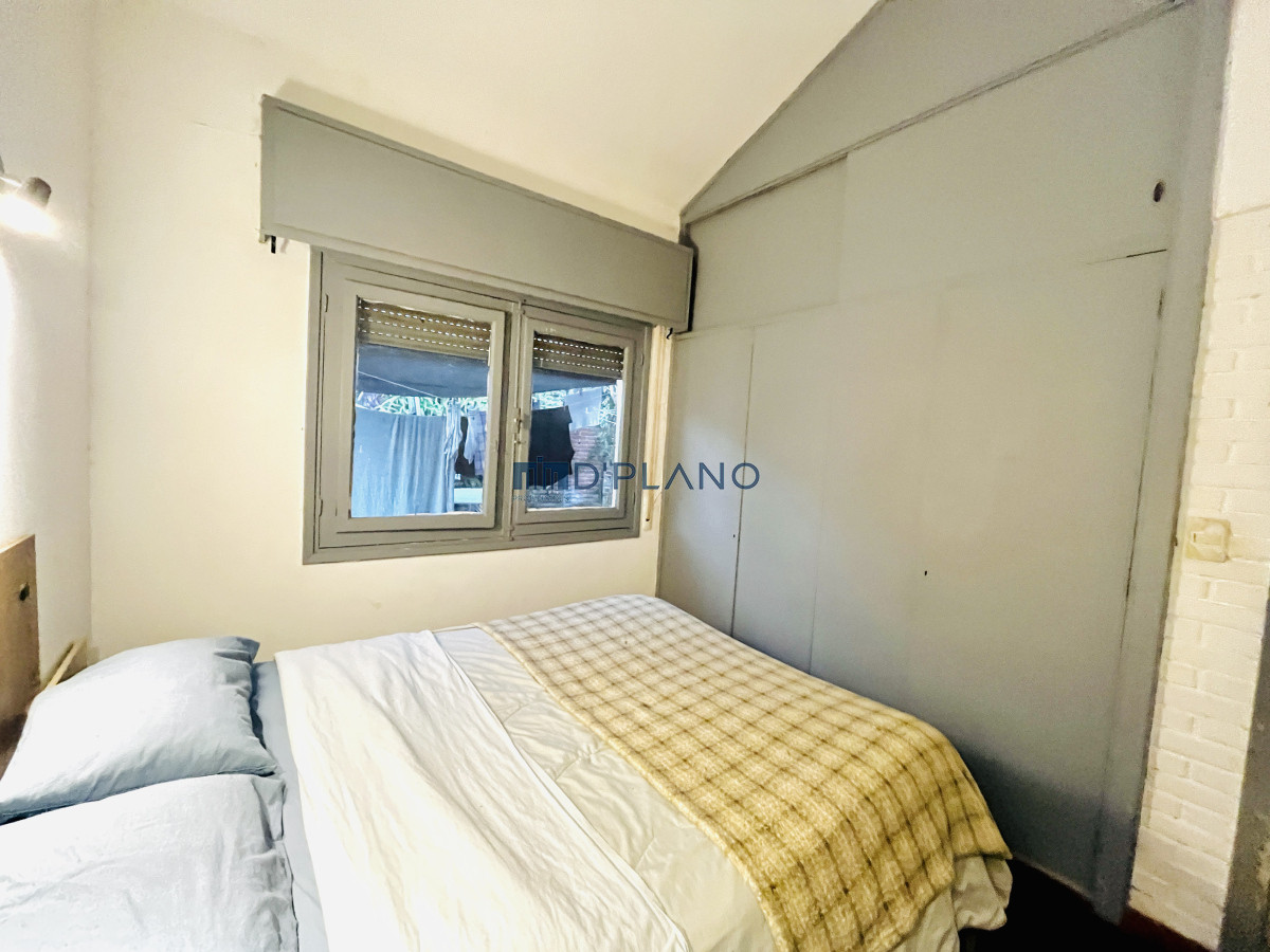 Casa ID.162 - VENTA DE CASA CON DOS DEPARTAMENTOS