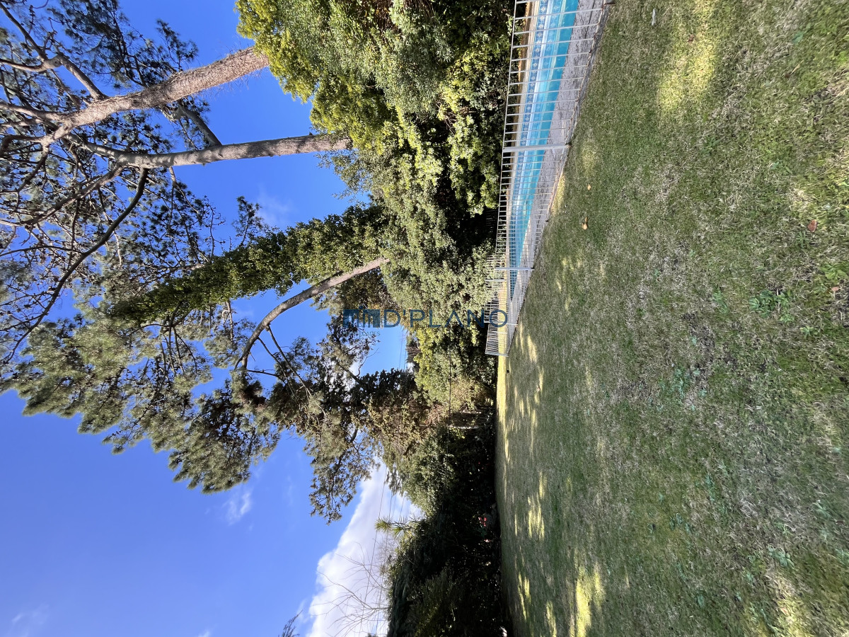 Casa ID.161 - VENTA CASA DE 5 DORMITORIOS EN PLAYA  MANSA PUNTA DEL ESTE