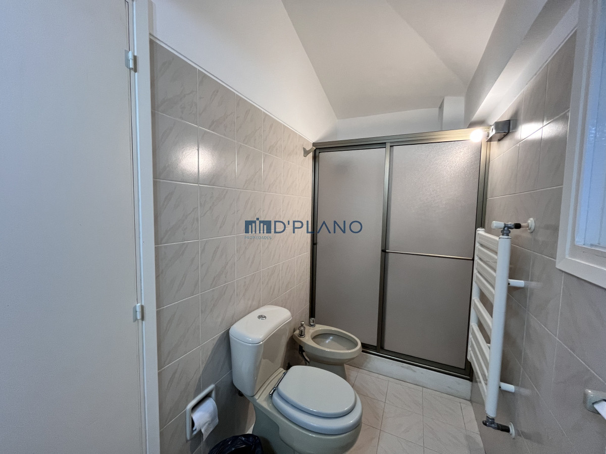 Casa ID.161 - VENTA CASA DE 5 DORMITORIOS EN PLAYA  MANSA PUNTA DEL ESTE