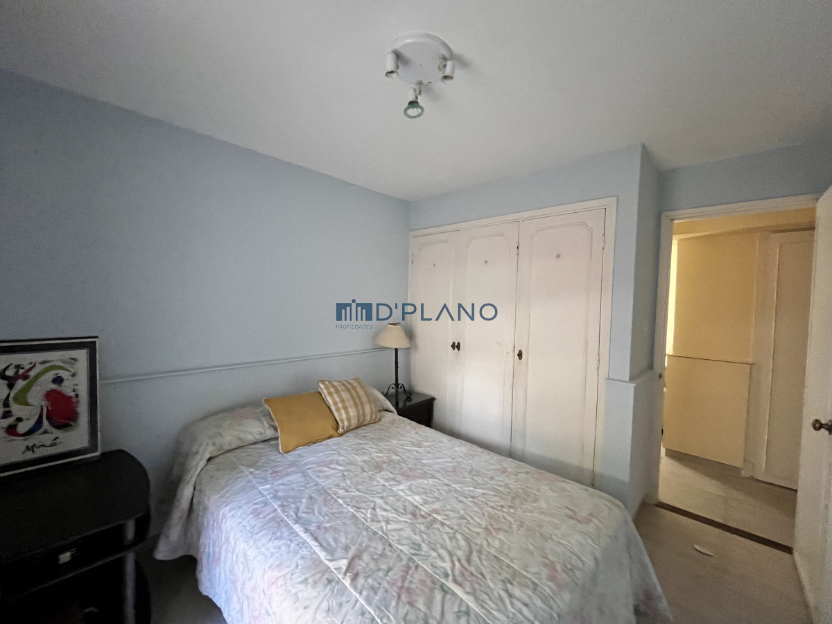 Casa ID.161 - VENTA CASA DE 5 DORMITORIOS EN PLAYA  MANSA PUNTA DEL ESTE