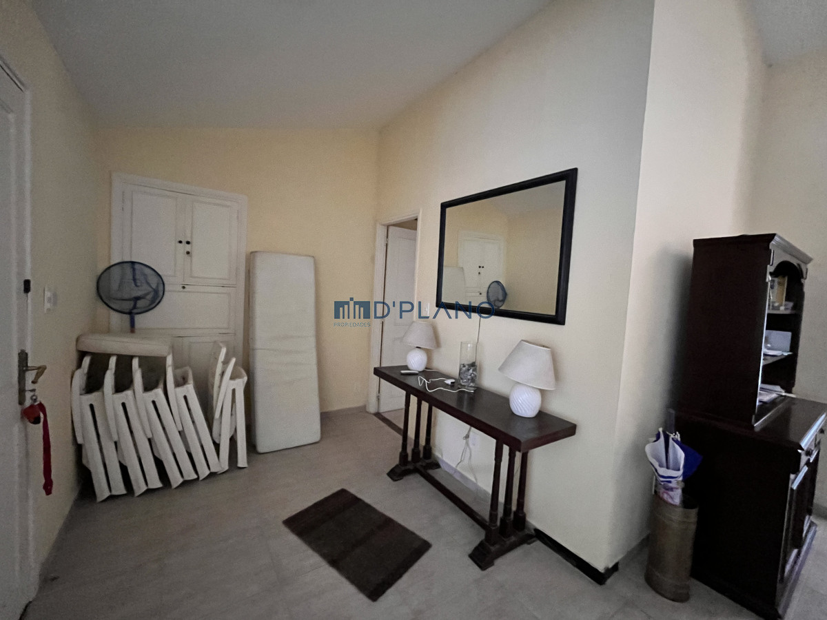 Casa ID.161 - VENTA CASA DE 5 DORMITORIOS EN PLAYA  MANSA PUNTA DEL ESTE