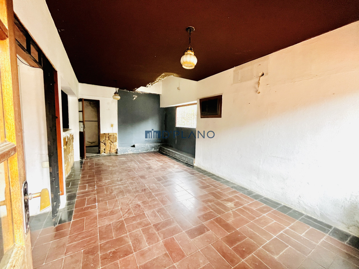 Casa ID.162 - VENTA DE CASA CON DOS DEPARTAMENTOS