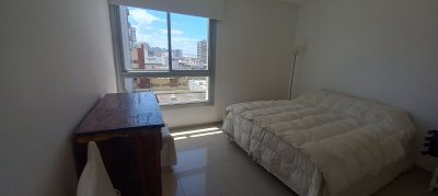 Centrico, 2 dormitorios con 2 baños - ZEN2574A