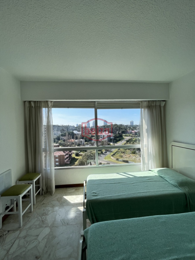 Apartamento ID.20227 - Playa Mansa - Frente al mar - Muy completo en servicios