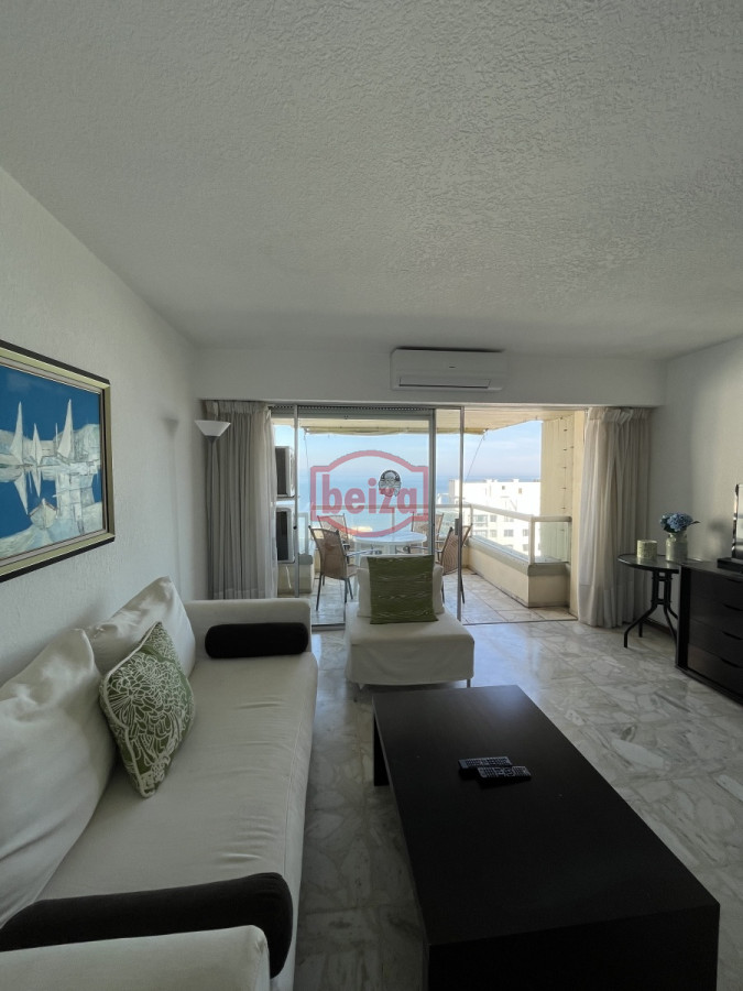 Apartamento ID.20227 - Playa Mansa - Frente al mar - Muy completo en servicios